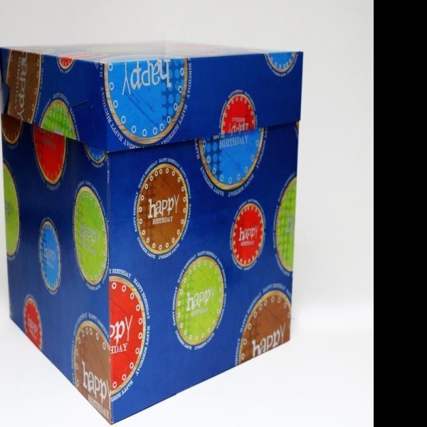 CAJA CUBO FELICIDADES SLIC. GOSTECH 4 14X14X12CM. PZA